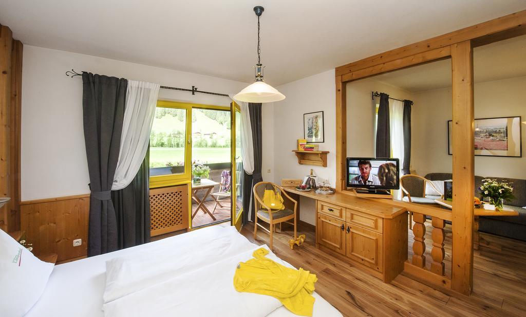 Hotel Laerchenhof Клайнарль Экстерьер фото